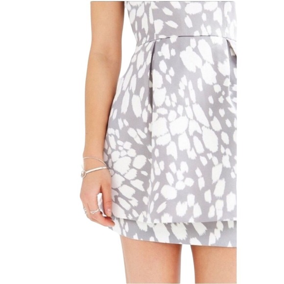 Keepsake The Label Counter Attack Grey White Speckled Animal Print Dress medium - Picture 3 of 11